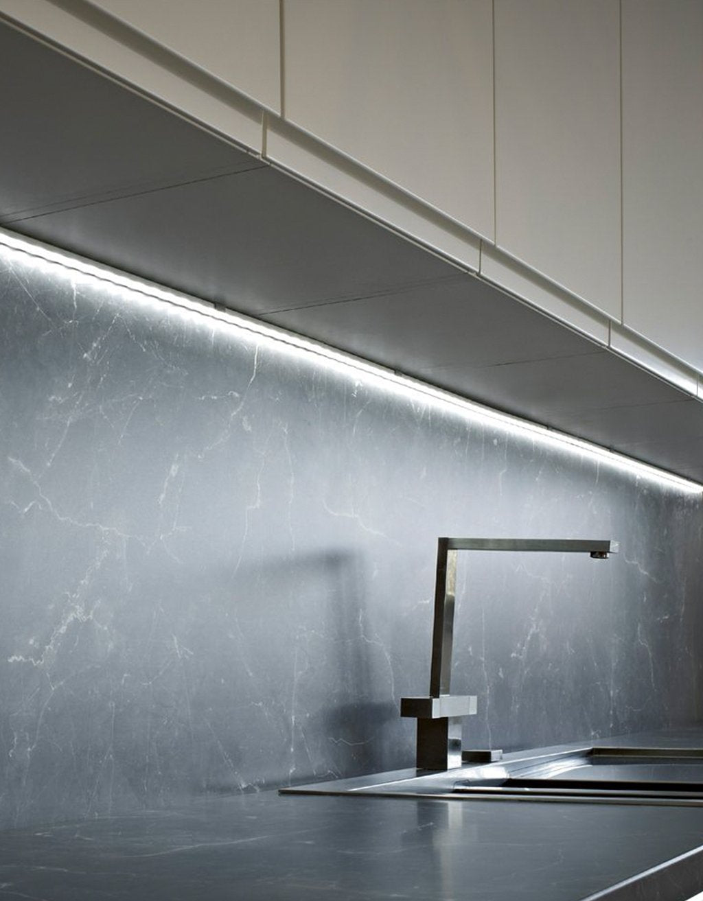 Aluminum Profile 1706KR